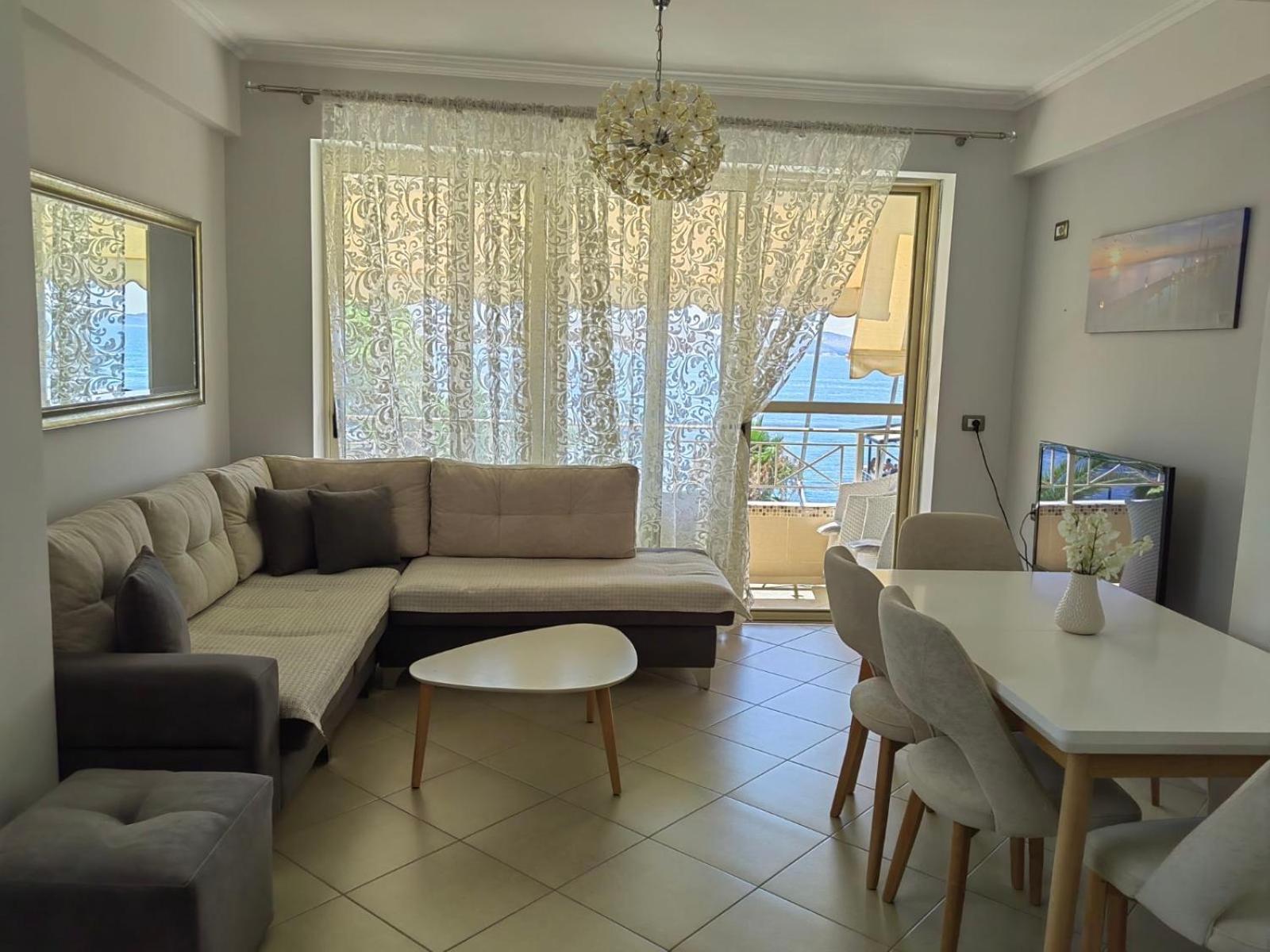 Apartment In Saranda ภายนอก รูปภาพ